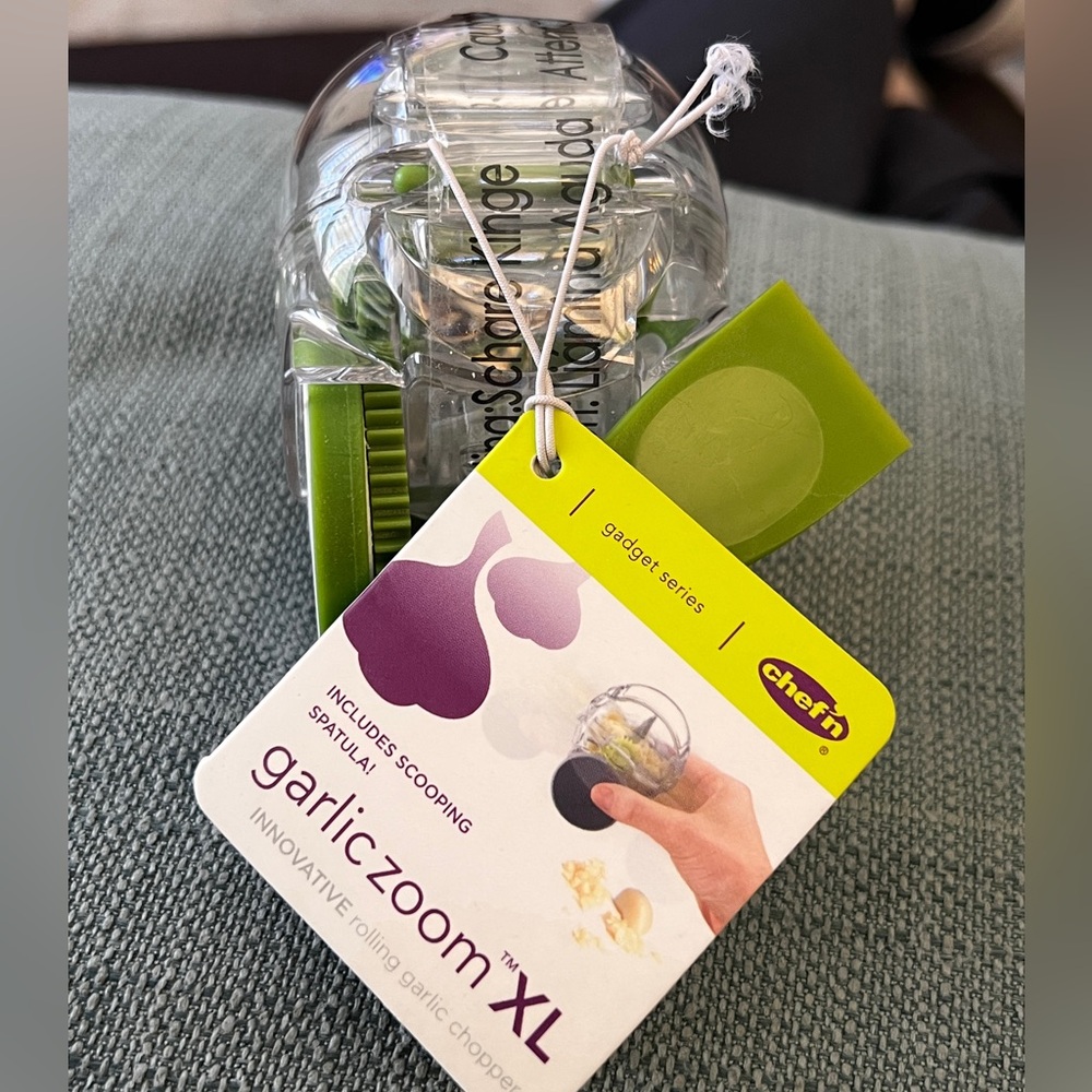 NEW Williams Sonoma Chef'n Garlic Zoom XL Garlic Chopper - Clear & Lime Green - Picture 6 of 6